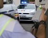 Un tânăr a rămas fără certificatul autoturismului pe care îl conducea, la Iași, din cauza foliilor de pe geamuri