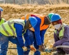 Forță de muncă străină în România! Ce salarii primesc nepalezii și în ce domenii se angajează!