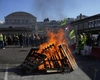 Proteste masive, peste 1 milion de oameni au ieșit în stradă! Guvernul francez a scos jandarmeria pe stradă
