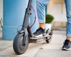 Amenzi uriașe pentru românii care merg cu trotineta electrică! Nimeni nu scapă! Unde nu au voie să circule! 