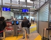Aeroportul Internațional din Iași a introdus controlul digital la frontieră! Noul sistem înlocuiește vechea ștampilă de pe pașaport