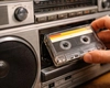 Casetele muzicale vechi îți pot aduce venituri uriașe! Colecționarii sunt dispuși să ofere mii de euro! Cine le are acasă, se poate îmbogăți! 