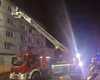 Ultimă oră! Incendiu violent la un apartament! O persoană a murit, zeci de oameni sunt evacuați