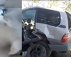 Accident teribil după ce o mașină s-a izbit de zidul unei case! Un bărbat a murit, iar alte trei persoane au fost rănite