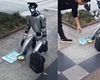 Scenă dintr-un viitor bizar! Un robot a cerut bani pe stradă: „Nu am bani să-mi încarc bateria”