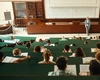 Anomaliile din legea salarizării. Un lector universitar are salariul mai mic decât un asistent, promovarea nu îi aduce bani în plus