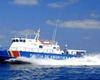 O navă a luat foc în Marea Neagră. 12 marinari, salvați de Garda de Coastă