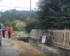 „Părea o scenă de război”. Un bărbat de 73 de ani a intrat intenționat cu mașina într-un grup de bicicliști