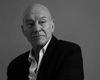 Patrick Stewart, actorul care a cucerit lumea, dar a avut o copilărie traumatizantă. Ce i-a spus profesorul său la începutul carierei