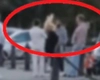 Tânăr arestat preventiv după ce și-a lovit iubita în plină stradă. Bărbatul a pus-o la pământ cu un pumn în zona capului