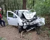 Accident în Harghita. O persoană a murit după ce un autoturism cu cinci oameni a căzut într-o prăpastie