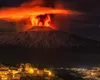 Cod roșu în Italia! Erupe vulcanul Etna, cel mai activ din Europa. Aeroportul din Catania a fost închis