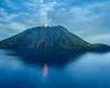 Vulcanul Stromboli, situat în sudul Italiei, a erupt. Un flux de lavă a ajuns în mare – VIDEO