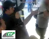 Un șofer de autobuz din Iași a fost atacat brutal în timpul serviciului! Camerele de supraveghere au surprins momentul