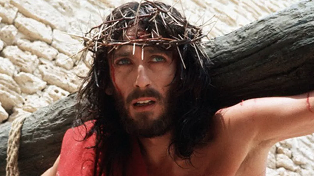 BLESTEMUL pe care il traieste actorul din filmul Iisus din Nazareth Cum arata acum la 38 de ani distanta