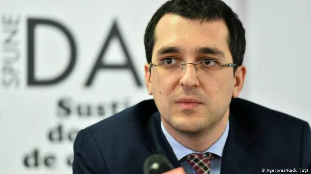 Vlad Voiculescu vrea certificat electronic la vaccinare