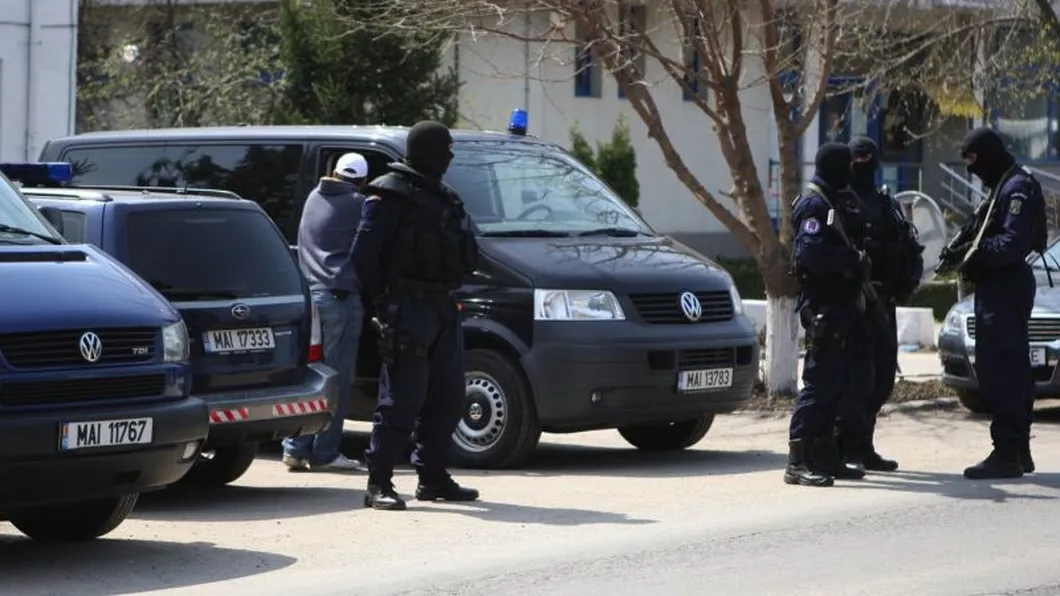 Cea mai noua retea de trafic de droguri aparuta in Iasi a fost anihilata ieri