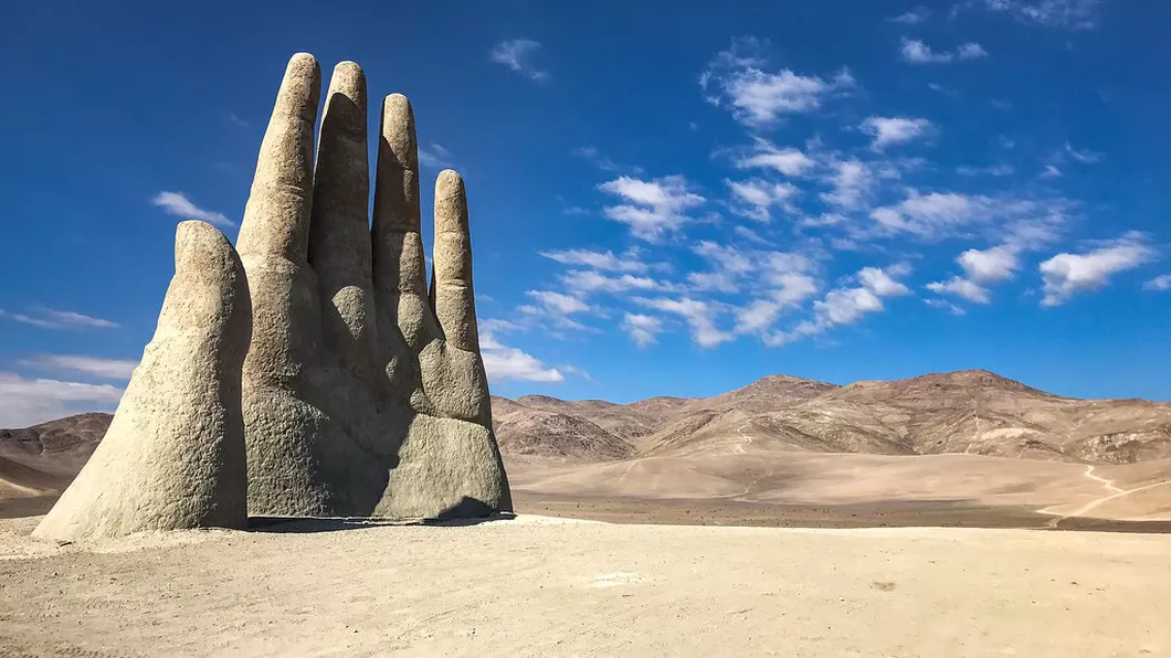 Mana gigant din Desertul Atacama - FOTO