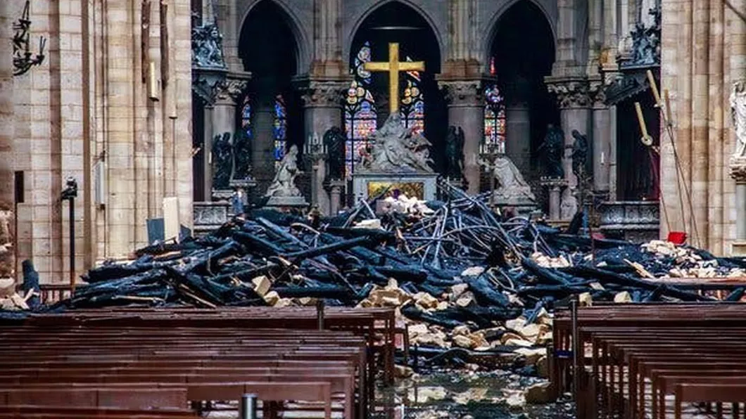 Catedrala Notre Dame din Paris va fi noul Cernobîl