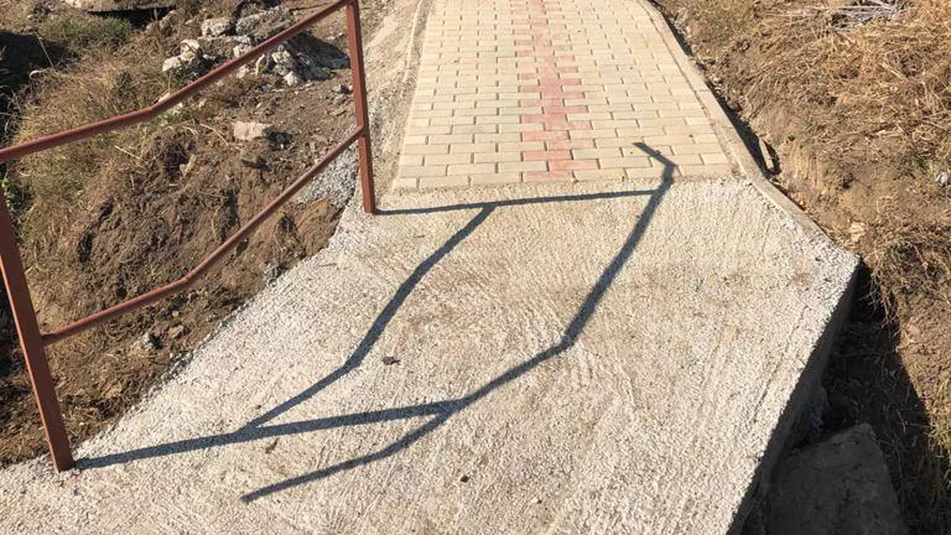 Execuție trotuar pavele sat Bohotin Comuna Răducăneni