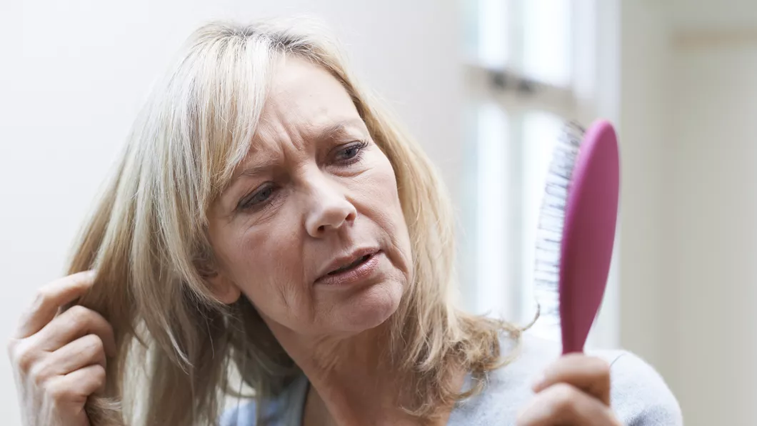 Schimbari in organism dupa menopauza. Cum sunt afectate oasele pielea parul