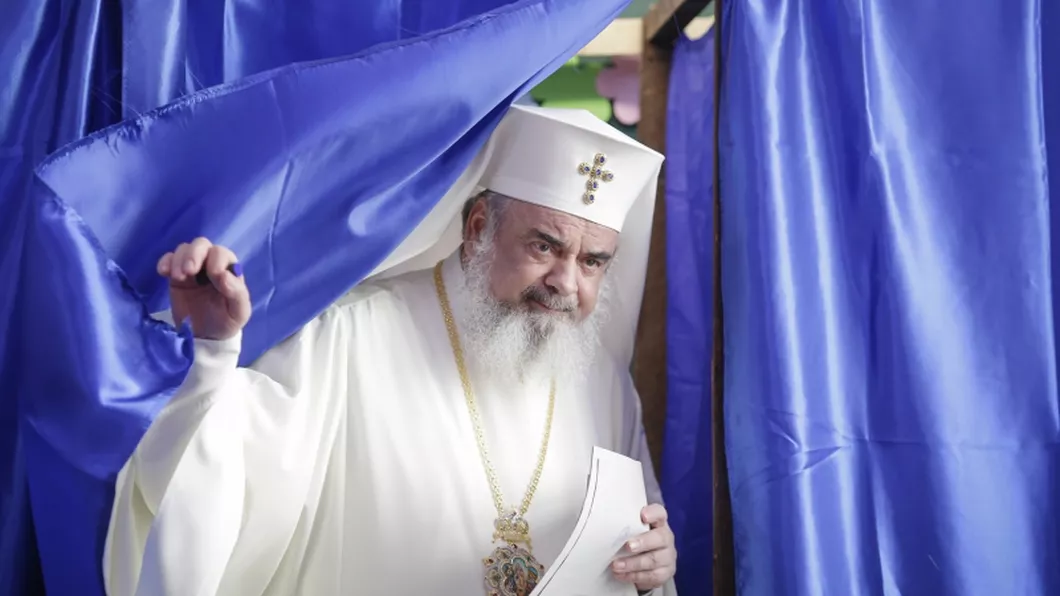 Patriarhul Daniel a votat Ce s-a întâmplat în secție după ce a pus ștampila