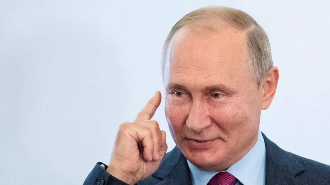 Ce face Vladimir Putin pentru a se proteja de coronavirus