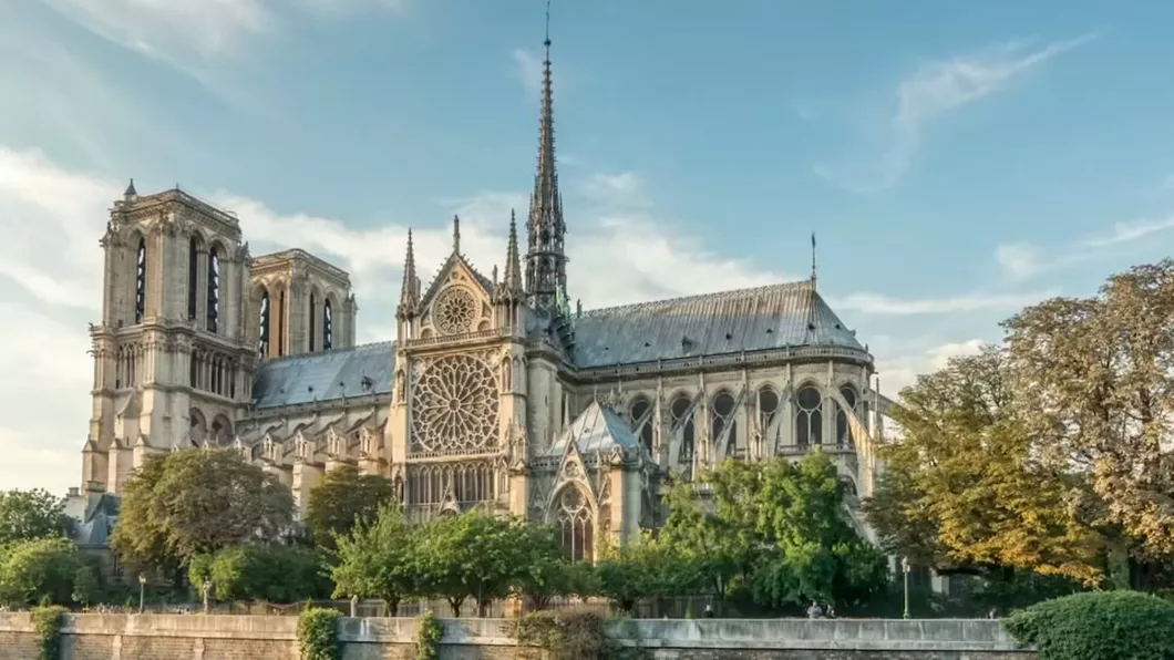 Catedrala Notre-Dame din Paris. Ce se va întâmpla cu celebra atracţie turistică