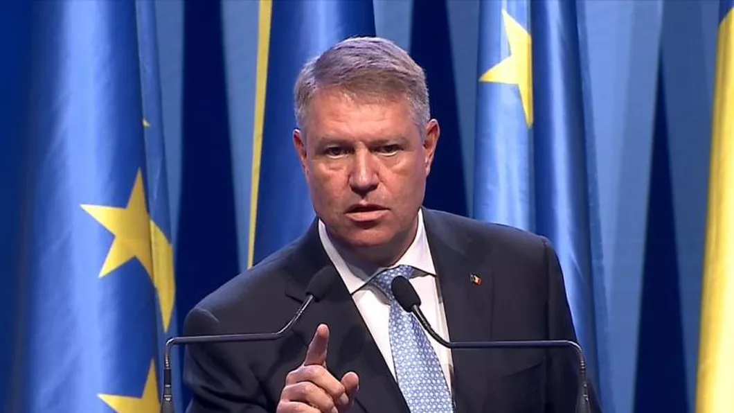 Klaus Iohannis decretele privind retragerea decorațiilor au fost semnate. Numele celor vizați