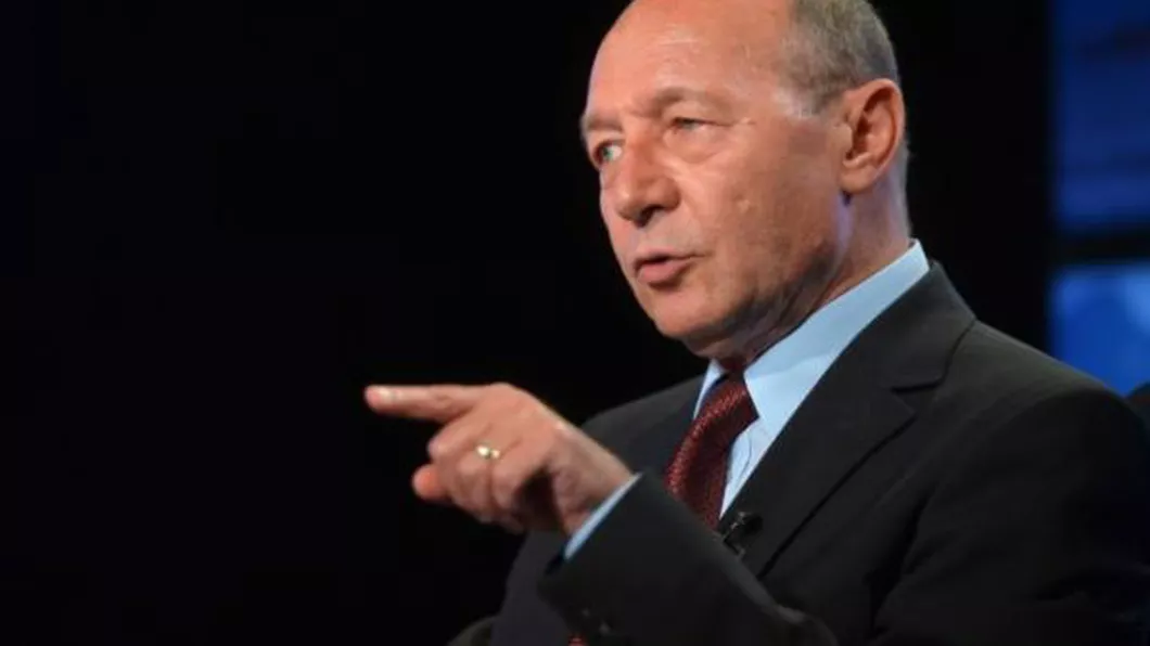 Traian Băsescu face o analiză care are potențial exploziv pentru sistemul din România
