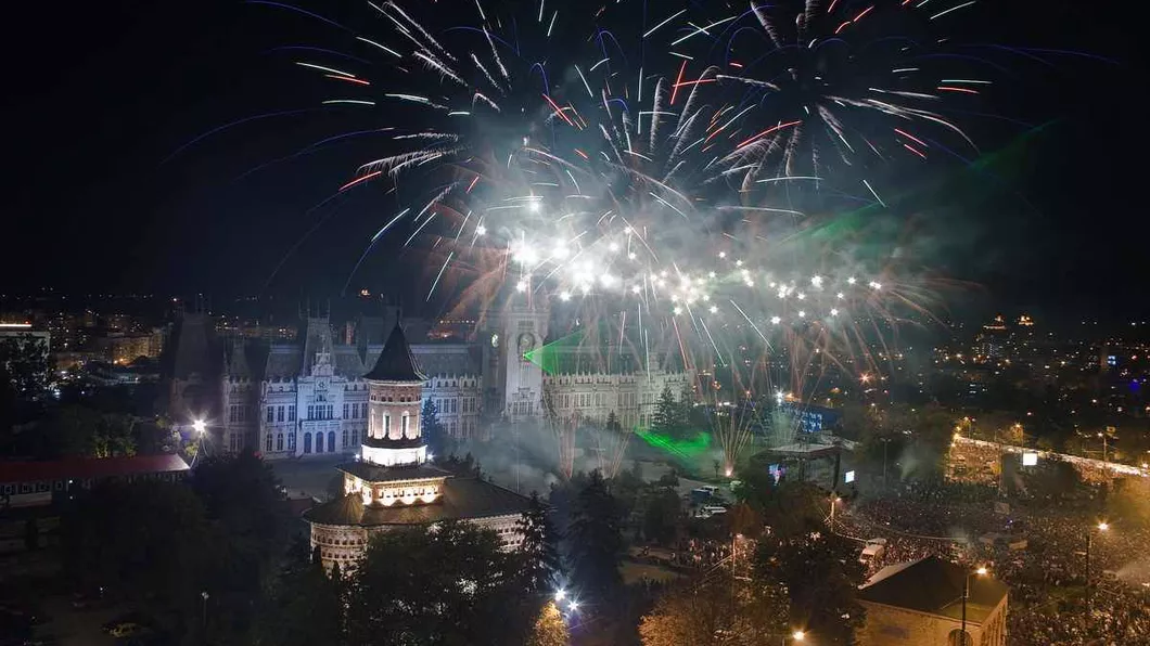 Vezi aici programul Spectacolului de Revelion 2020 în Municipiul Iași