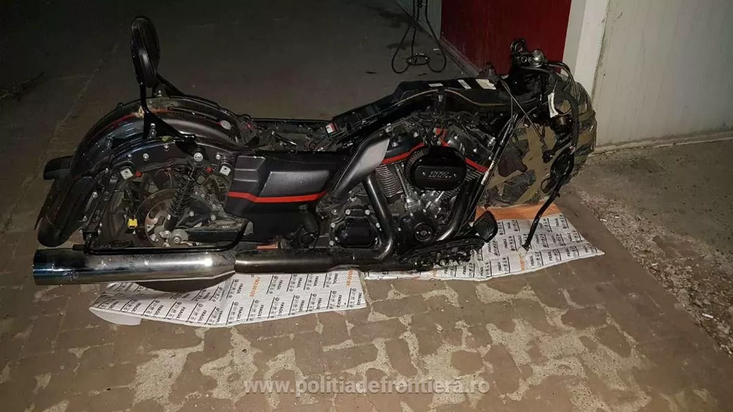 Un moldovean a fost prins cu o motocicletă Harley Davidson furată din Italia