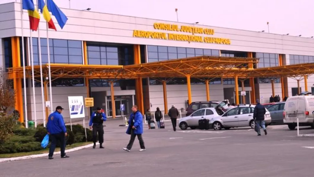 Alertă de grad zero pe Aeroportul din Cluj. Stewardesă suspectă de virusul misterios din China