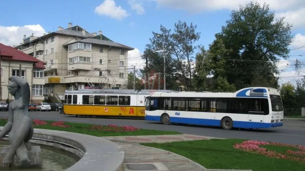 Atenție Se modifică traseele de tramvai și autobuz din Iași