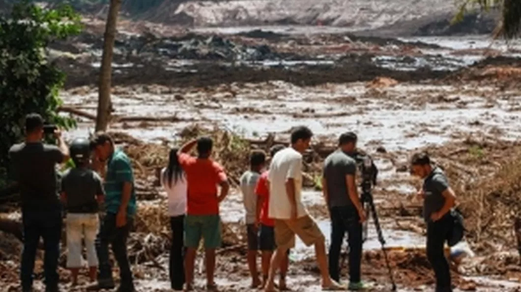Furtună violentă în Brazilia Cel puțin 30 de persoane au murit și altele au dispărut