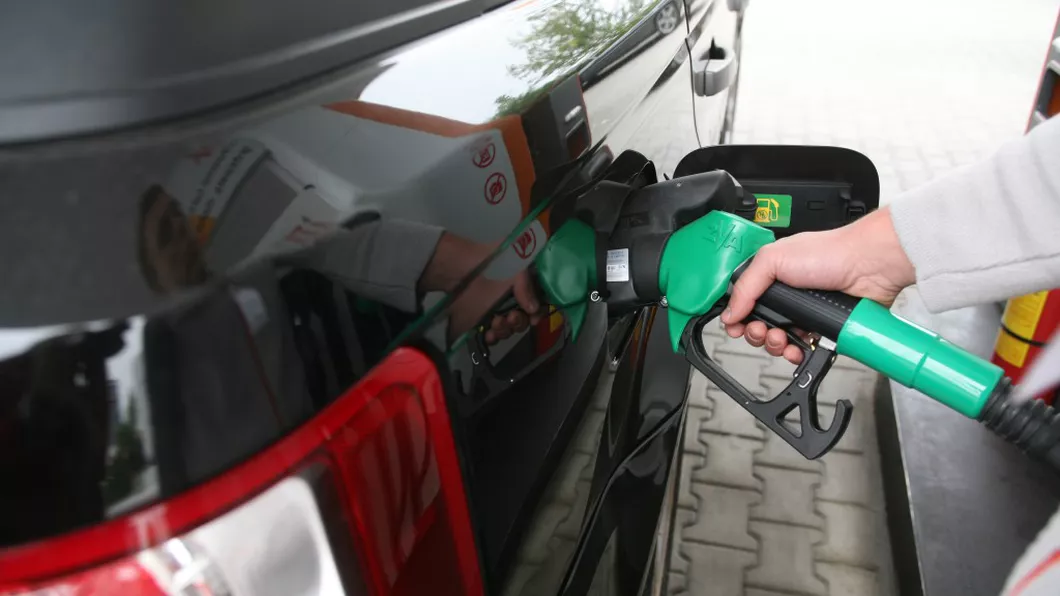 Şoferii au parte de veşti proaste Preţul carburantului ar putea exploda