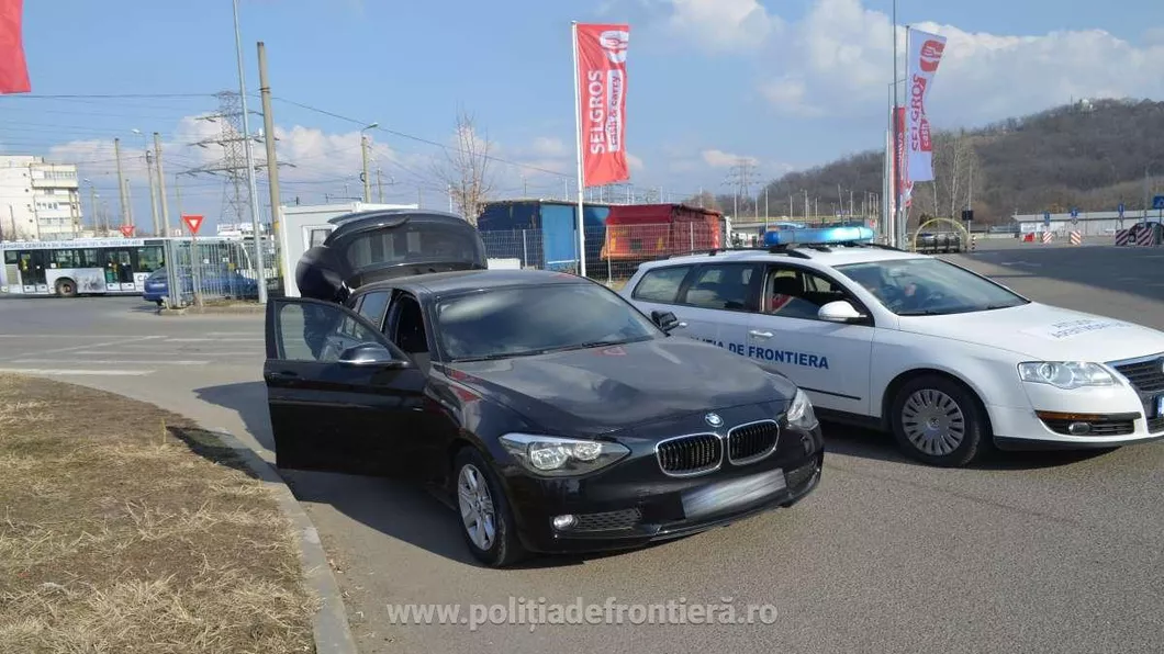 BMW furat din Italia descoperit în zona CUG din Iași