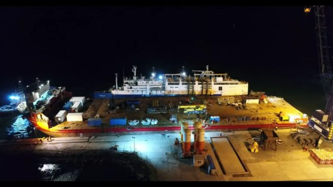 Grup Servicii Petroliere a finalizat cu succes ranfluarea navei Queen Hind cea care s-a scufundat în Portul Midia - VIDEO