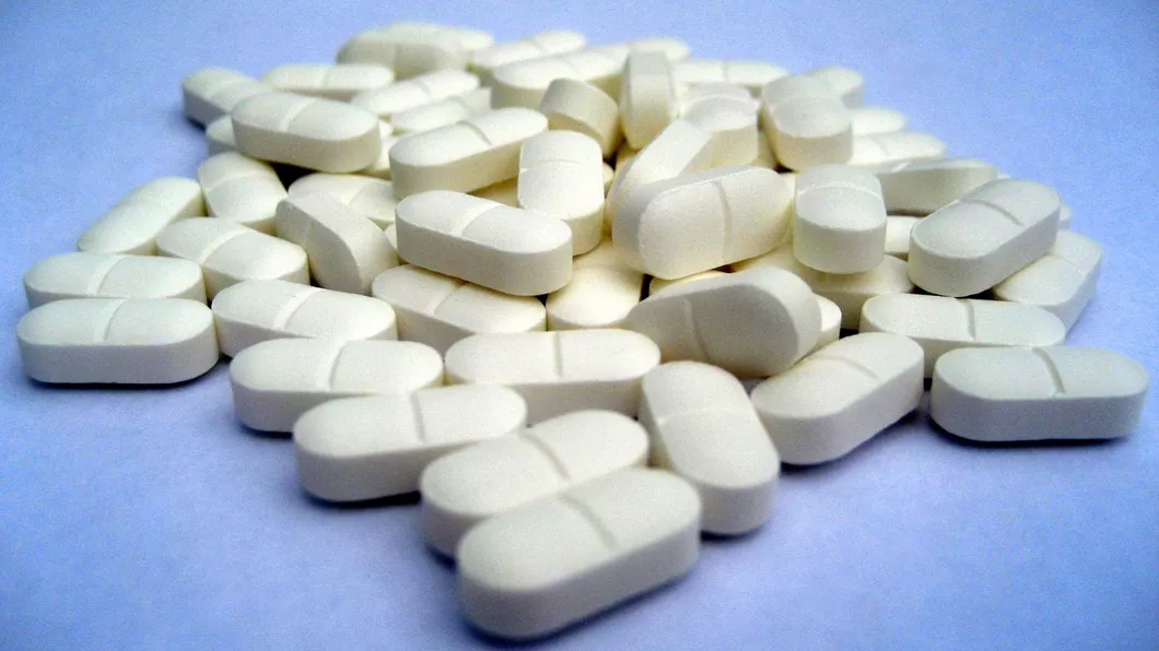 Paracetamol cel mult 3 g pe zi. Mai mult  pericol imens pentru ficat