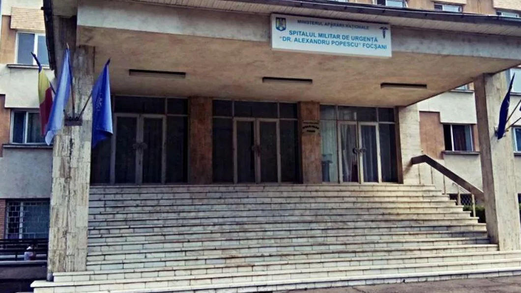 Douăzeci de cadre medicale infectate la Spitalul Militar din Focşani