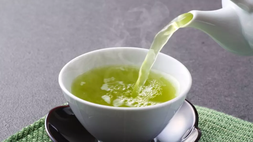 Consumul de ceai verde un remediu excelent pentru pe cei cu alergii alimentare