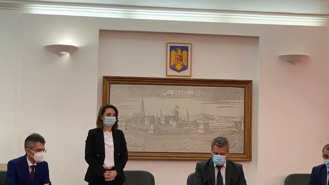 Subprefectul judeţului Iaşi Adina Gîrjan şi-a depus jurământul - FOTO