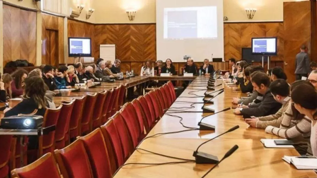Astăzi Senatul Universității Cuza din Iași are o ședință de maximă importanță Rectorul Toader vine cu măsuri radicale
