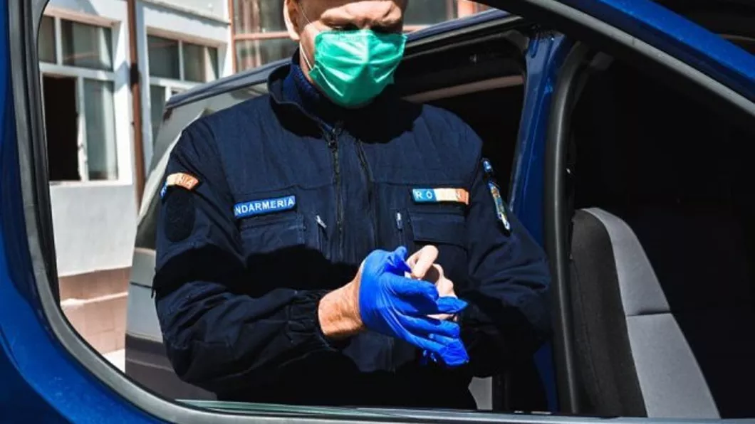 Un bărbat vindea droguri la un centru de carantină din Petroșani. A fost prins de jandarmi