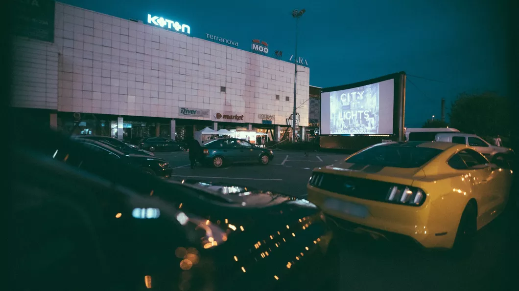 Joker şi The Hateful Eight rulează la drive-in Cinema de la Iulius Mall Iași