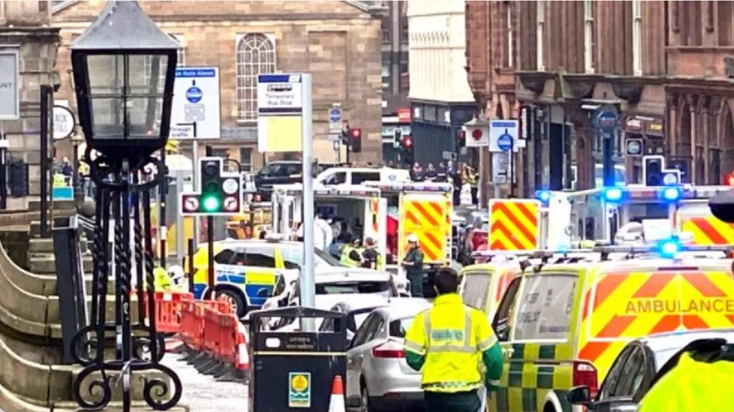 Atac armat în centrul orașului Glasgow. Trei persoane au fost înjunghiate și au decedat - VIDEO