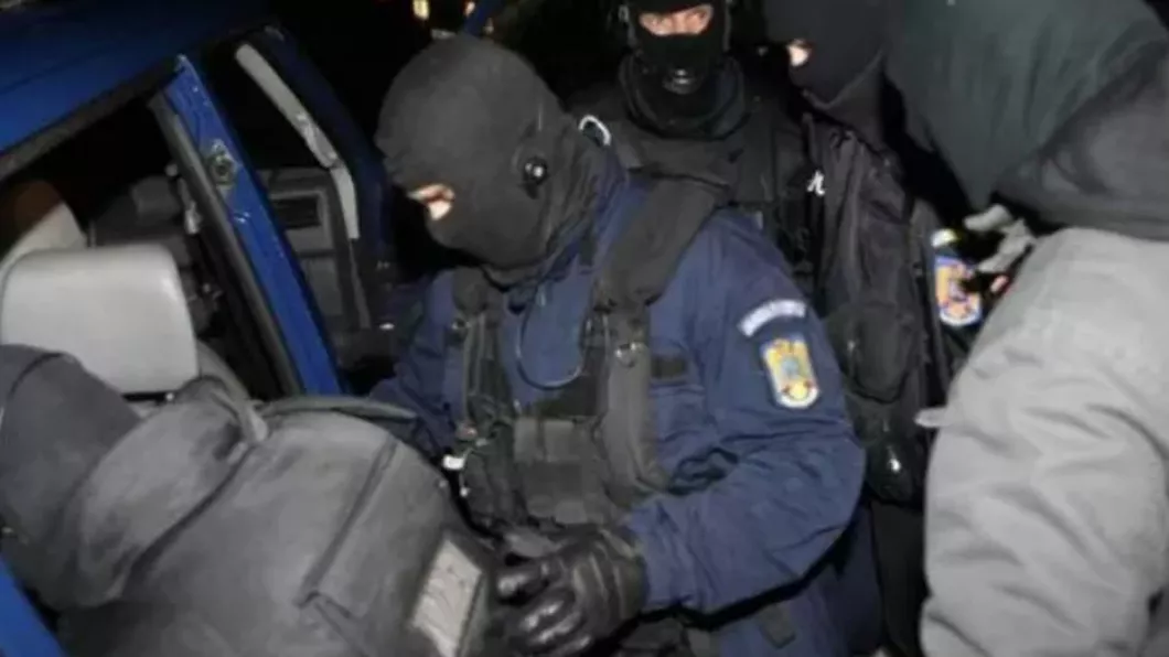 Scandal stradal în județul Vaslui. Au participat 250 de persoane. Imaginile de pe camera de supraveghere - VIDEO