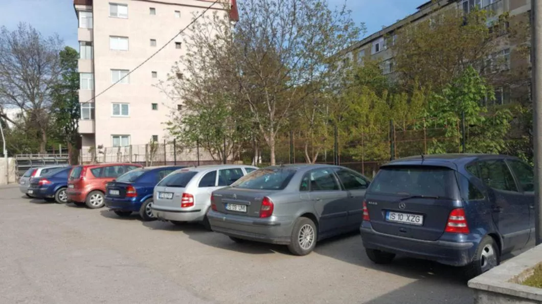 Locuri de parcare noi în Iași. Primăria va închiria prin WhatsApp spații pentru șoferi în cele mai cunoscute zone din municipiu