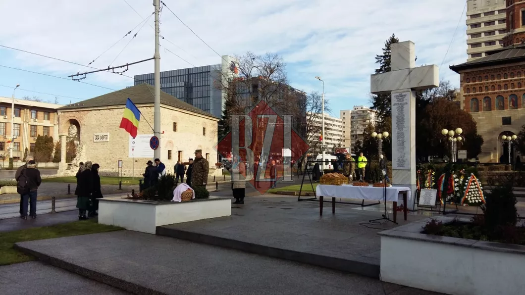 Monumentul Eroilor Revoluției va fi refăcut. Piața de lângă Palatul Culturii se va schimba în totalitate după o decizie luată de Primăria Iași. Primele schițe ale proiectului aprobate în cadrul ședinței de Consiliu Local - LIVE VIDEO