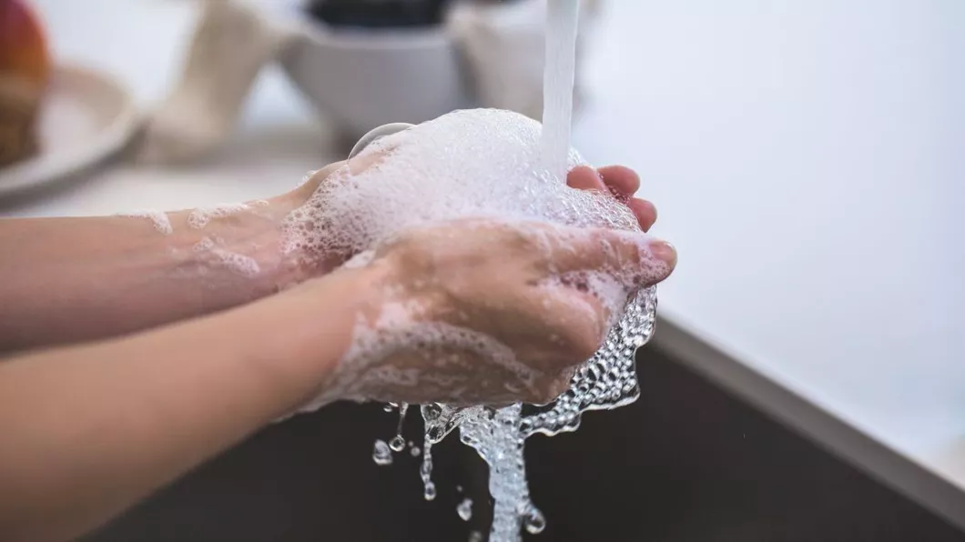 Reteta simpla si eficienta pentru sapun antibacterian de casa